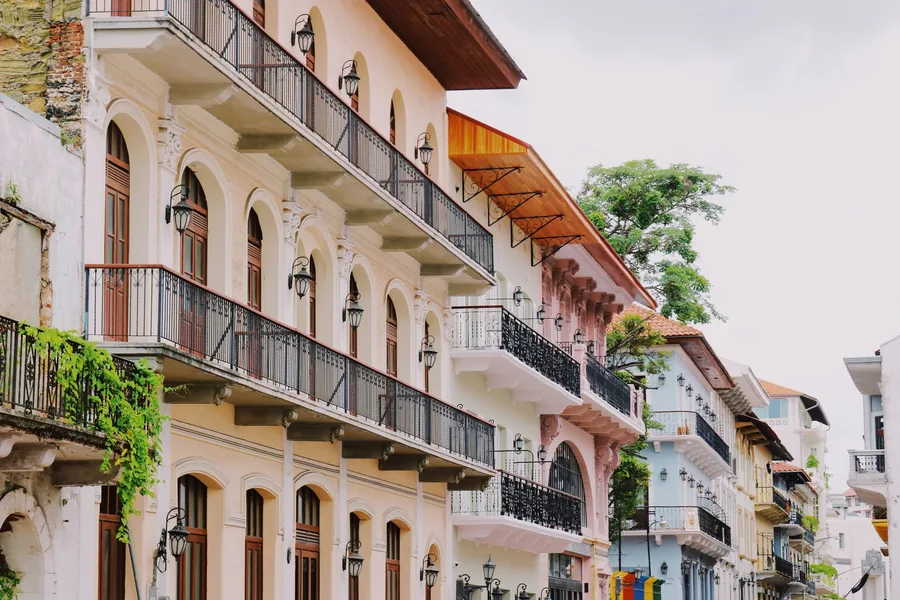 Historische Straße in Casco Viejo, Panama-Stadt, dem neuen Markt von Sotheby's International Realty